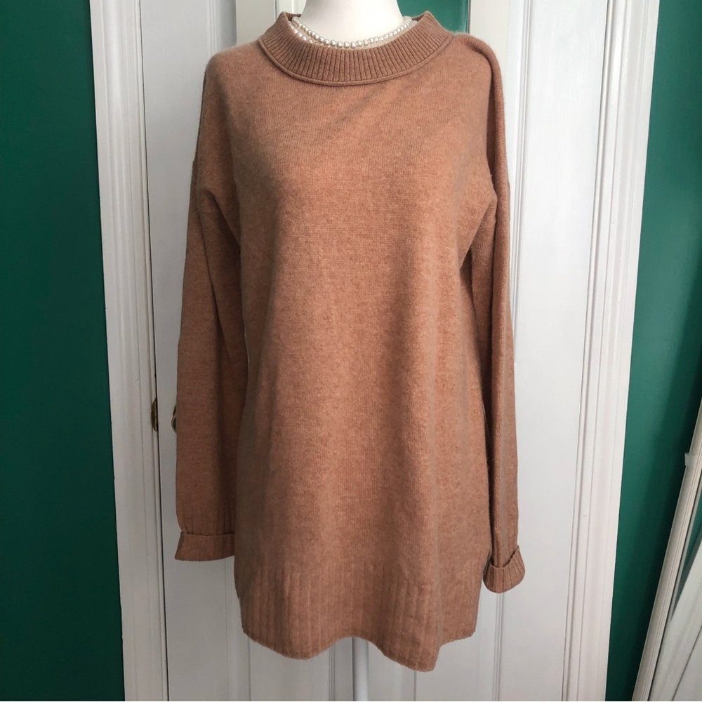 Camel 100% Cashmere Sweater large NWOT